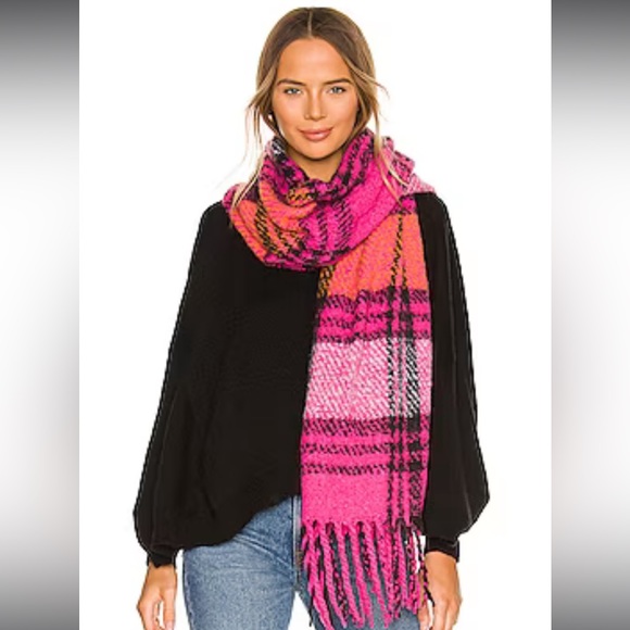 FREE PEOPLE HOMECOMING PLAID BLANKET SCARF - Picture 9 of 12